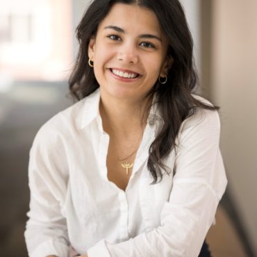 Headshot of Zisan Ozdemir.